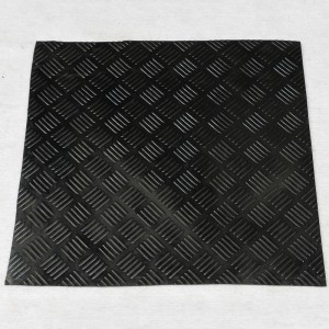 China supplier high quality heating rubber mat for obstetric table of sow